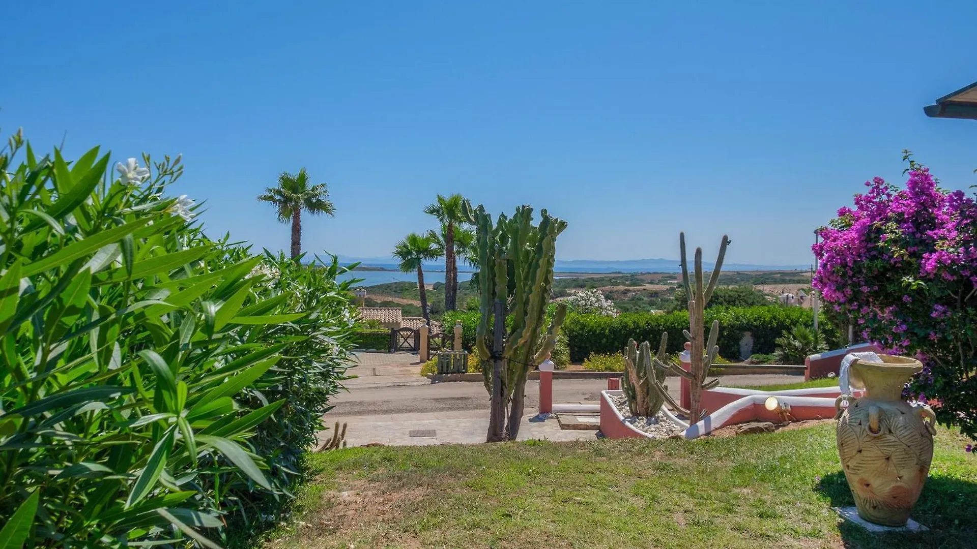 Amazing Home In Stintino With Kitchenette
