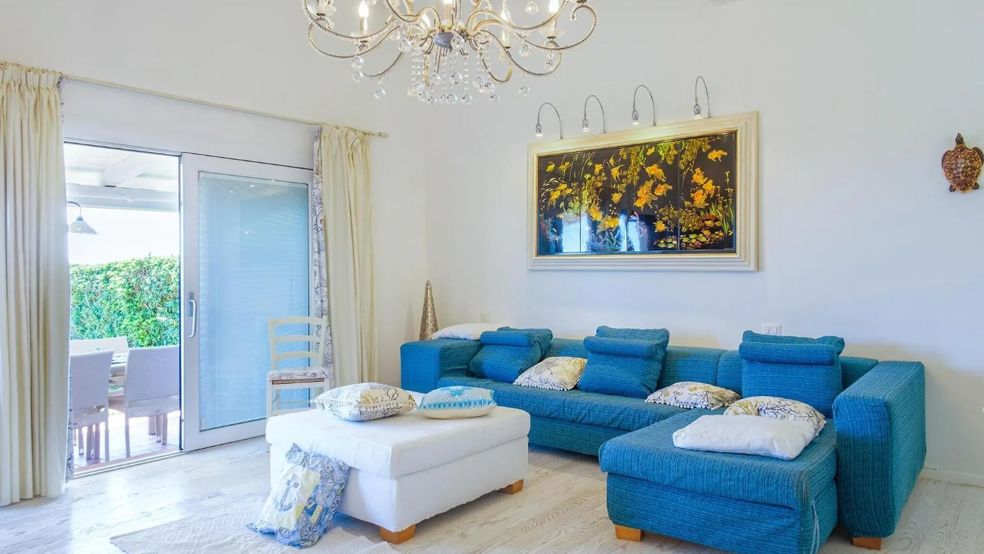 Amazing Home In Stintino With Kitchenette
